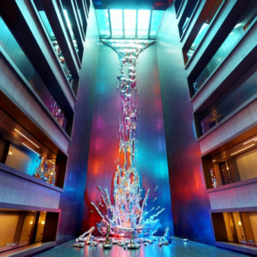 Hotel VP Plaza España Design 5* te invita a conocer la Galería de las Joyas Reales