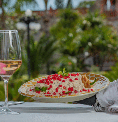 Chiles en nogada en Puebla, la versión de Hacienda Santo Cristo que debes probar ¡YA!