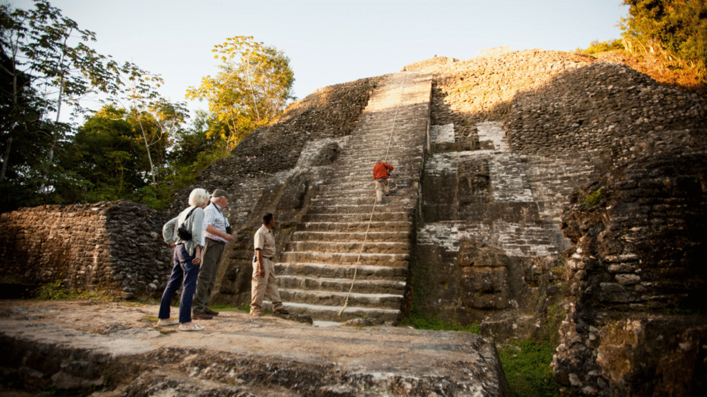 ruinas mayas en Belize, actividades para adolescentes en Belize, qué hacer en Belize para toda la familia